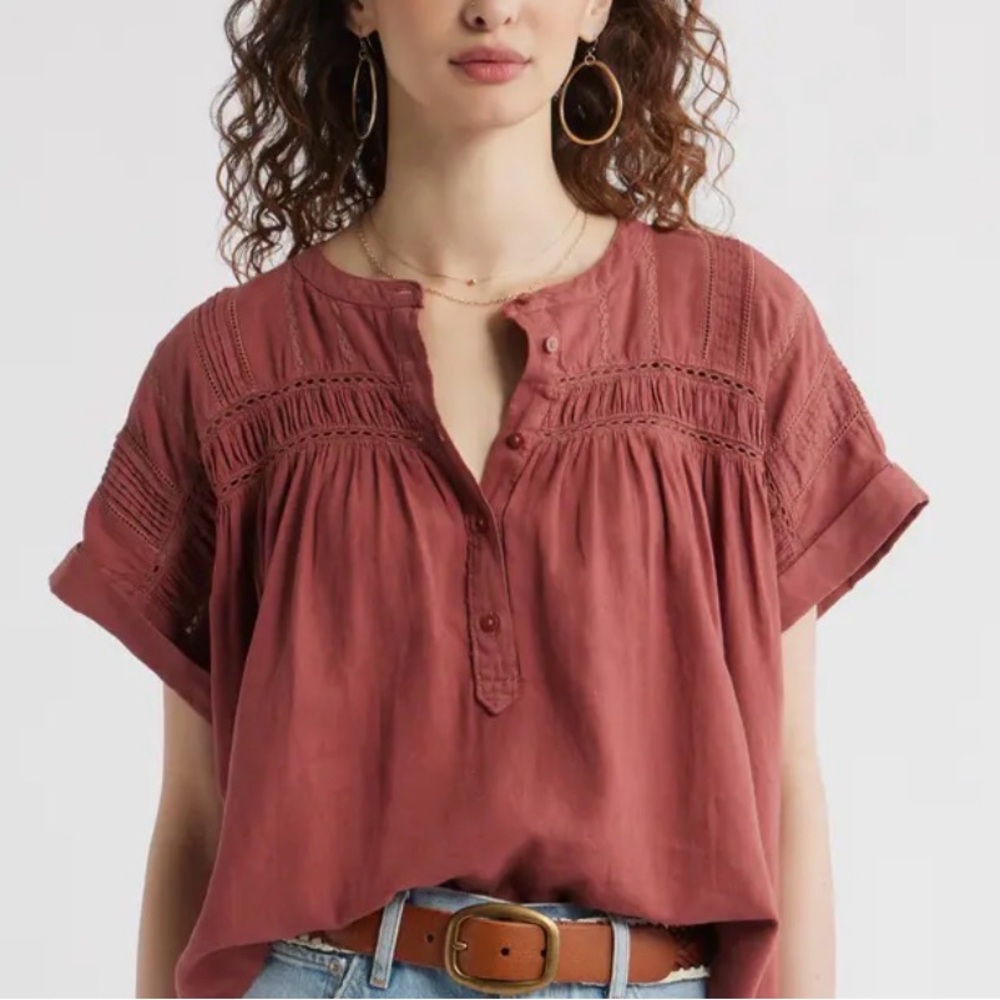 Treasure and Bond Women's Mauve Pintuck Linen Popover Top